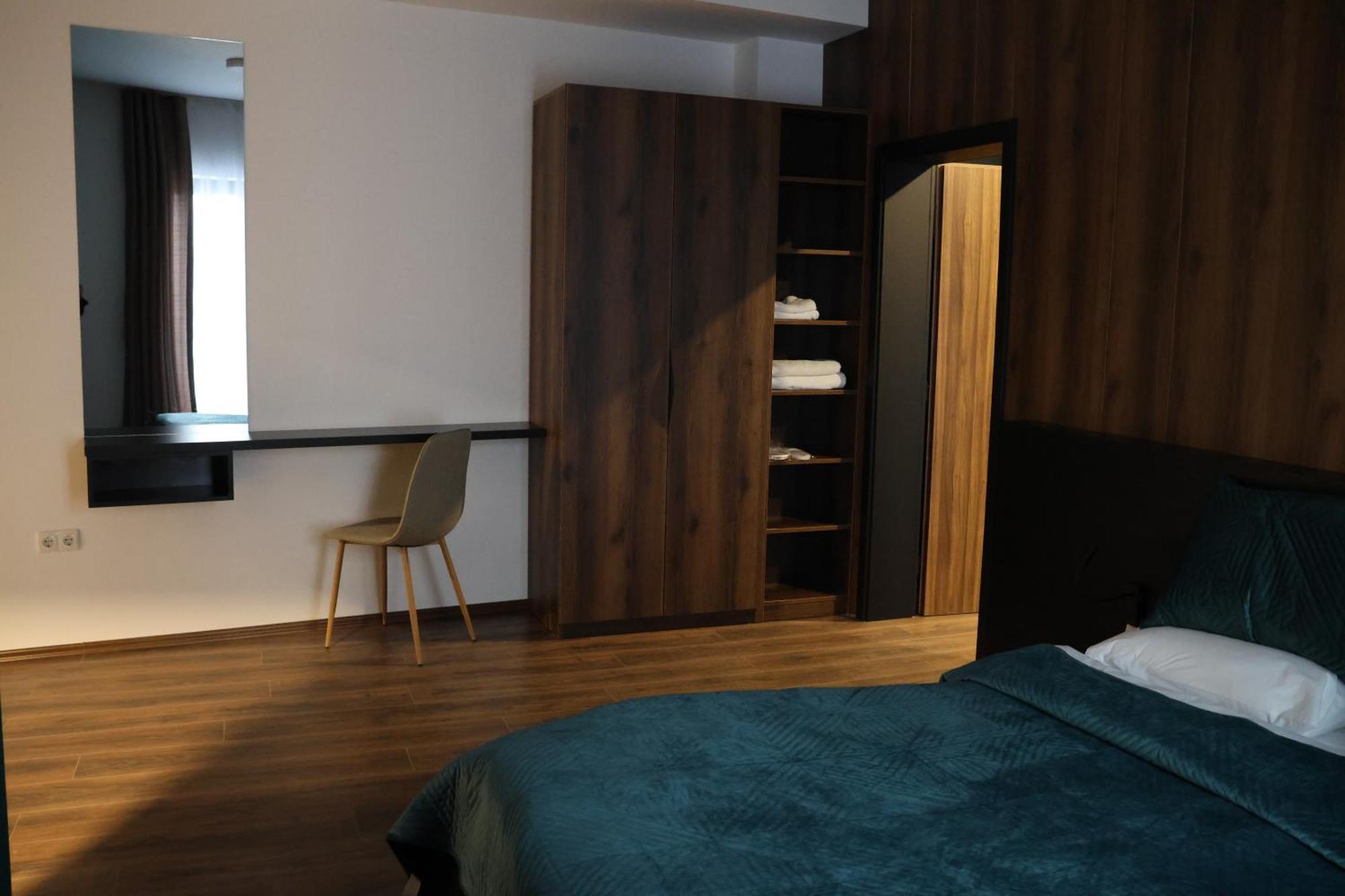 Prior Hotel Prizren Exterior foto