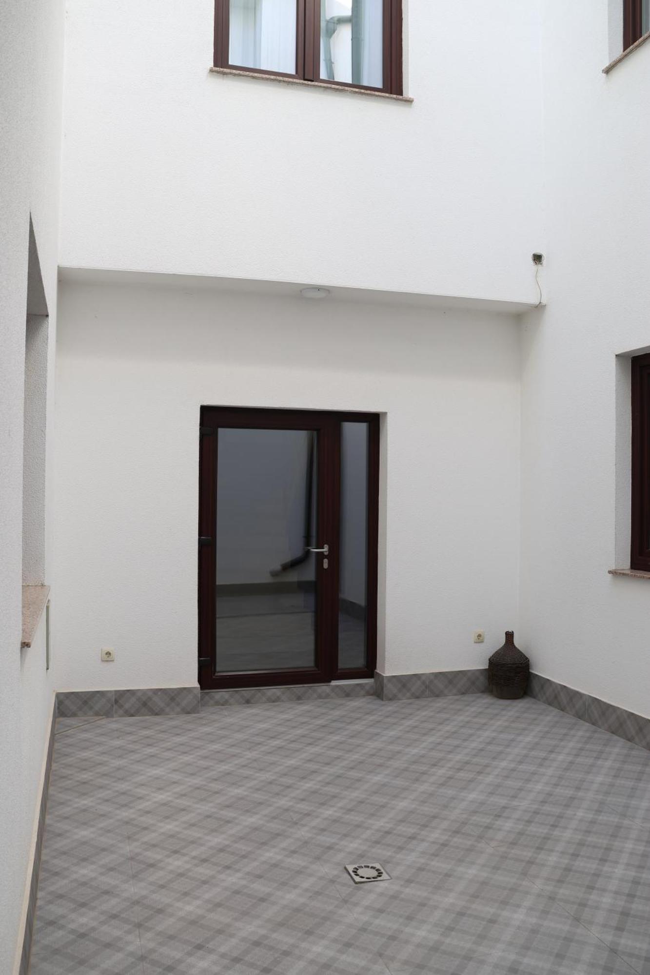 Prior Hotel Prizren Exterior foto