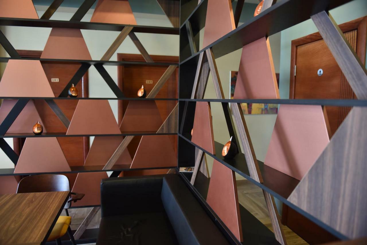 Prior Hotel Prizren Exterior foto
